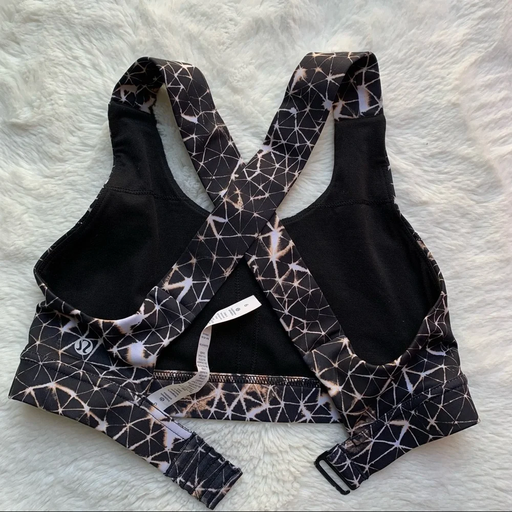 LULULEMON Top